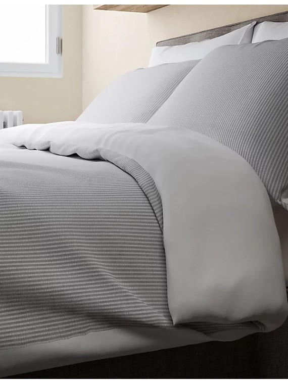 Egyptian Cotton 230 Thread Count Extra Deep Fitted Sheet